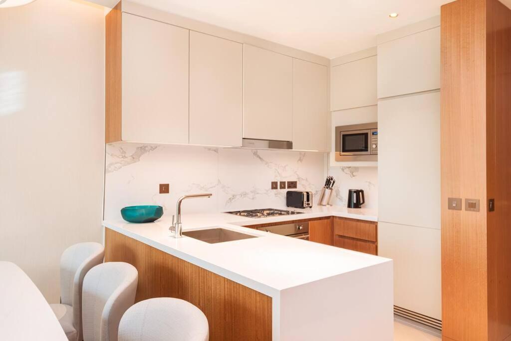 Prime Retreats @ Address Opera By Emaar Dubai